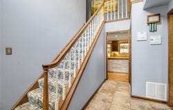 7 Shalamar Court, Amherst, NY 14068