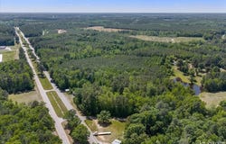 Main St and Hwy 1, Alberta, VA 23821