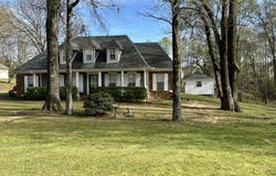 1245 Thousand Oaks Drive, Hernando, MS 38632