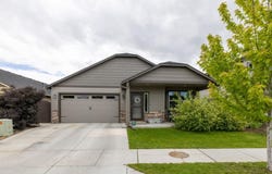 2514 NW Ivy Way, Redmond, OR 97756