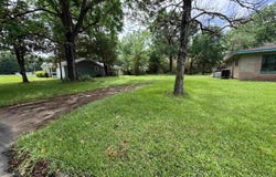 8465 Frazier Dr, Beaumont, TX 77707