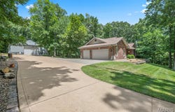 4135 Spring Valley Estates Drive, Hillsboro, MO 63050