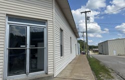 S110 S Washington Avenue, Henderson, TN 38340