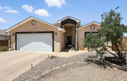 1902 VALLEY VIEW Drive SW, Los Lunas, NM 87031