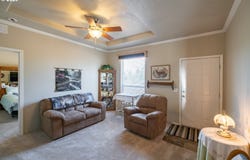 953 N ADAMS ST, Lafayette, OR 97127