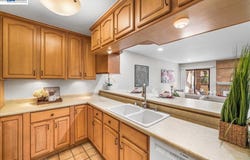 1391 Monument Blvd, Concord, CA 94520