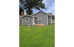 1508 Shelby Street, Higginsville, MO 64037
