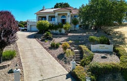 643 Old Course Ct, Valley Springs, CA 95252