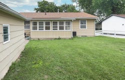 1310 CALVIN Street, Davenport, IA 52804