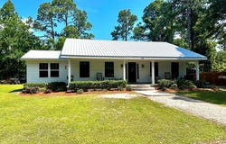 73 Worley Dr, Apalachicola, FL 32320
