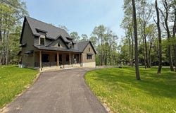 315 Iroquois Lane, Stoystown, PA 15563