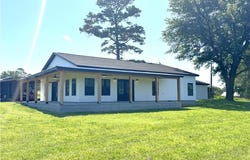 22372 North  RD, Summers, AR 72769