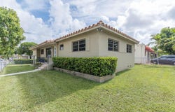 1621 SW 23rd Ave, Miami, FL 33145