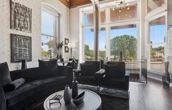 609 Central Street, Kansas City, MO 64105