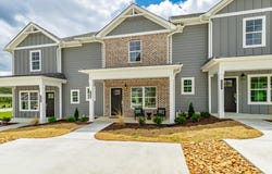 142 Andros Dr, DALTON, GA 30721