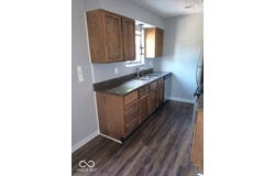 971 Greenwood Trail W Drive, Greenwood, IN 46142