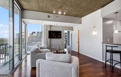 3324 Peachtree, Atlanta, GA 30326