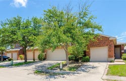 2142 Stonebrook Lane, Mesquite, TX 75181