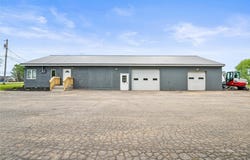 3890 State Route 5 And 20, Hopewell, NY 14424