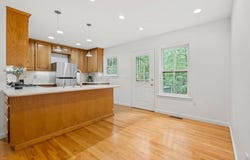 5 South Commons, Lincoln, MA 01773