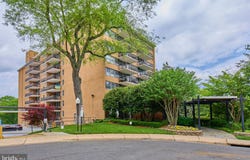 2030 N ADAMS STREET N, ARLINGTON, VA 22201