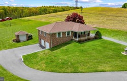 2352 HARVEY GUMMEL Road, HAMPSTEAD, MD 21074