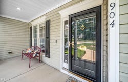 904 E Ivy Valley Drive, Fuquay Varina, NC 27526
