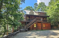 32 Paddlefish Road, Broken Bow, OK 74728