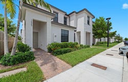 12965 SW 233rd Ter, Homestead, FL 33170
