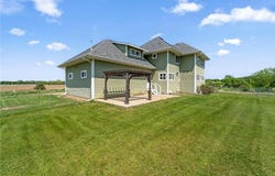2724 Neal Avenue N, West Lakeland Twp, MN 55082