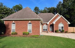 204 CREDEN CIRCLE, ALABASTER, AL 35007