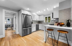 127 Prospect St, Wellesley, MA 02481