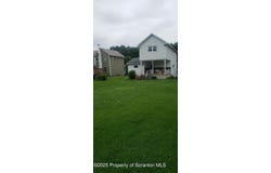 911 Prince Street, Taylor, PA 18517