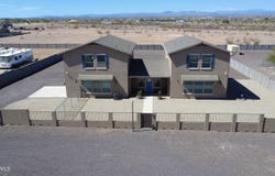21936 W GAMBIT Trail, Wittmann, AZ 85361