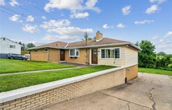 974 Renton Rd, Plum Boro, PA 15239