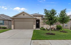 609 Bluffview DR, Bastrop, TX 78602