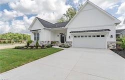 6452 S Cobblestone Road, Mayfield Village, OH 44143