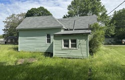 1739 E 18th Street, Anderson, IN 46016