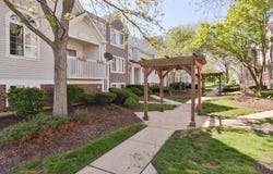 2232 Dawson Lane, Algonquin, IL 60102
