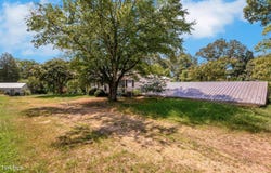 1066 Summertown Highway, Hohenwald, TN 38462