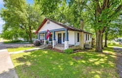 428 W South Street, Benton, AR 72015