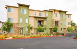 677 Savi Drive, Corona, CA 92878
