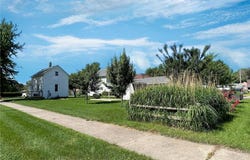 422 E Sanborn Street, Springfield, MN 56087