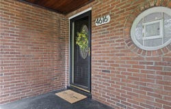 4616 W Barlind Dr, Whitehall, PA 15227