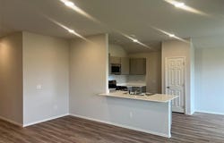 1216 E Ruger Lane, Mustang, OK 73064