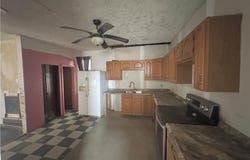 166 Grant Ave, Vandergrift, PA 15690