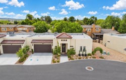 871 COUNTRY CLUB Road, El Paso, TX 79932