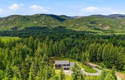 170 Michael Ln, Sandpoint, ID 83864