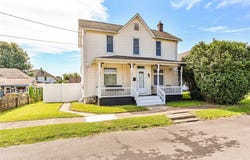 27 Oak St, Latrobe, PA 15650