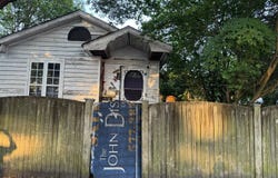 2 S Enston Avenue, Charleston, SC 29403
